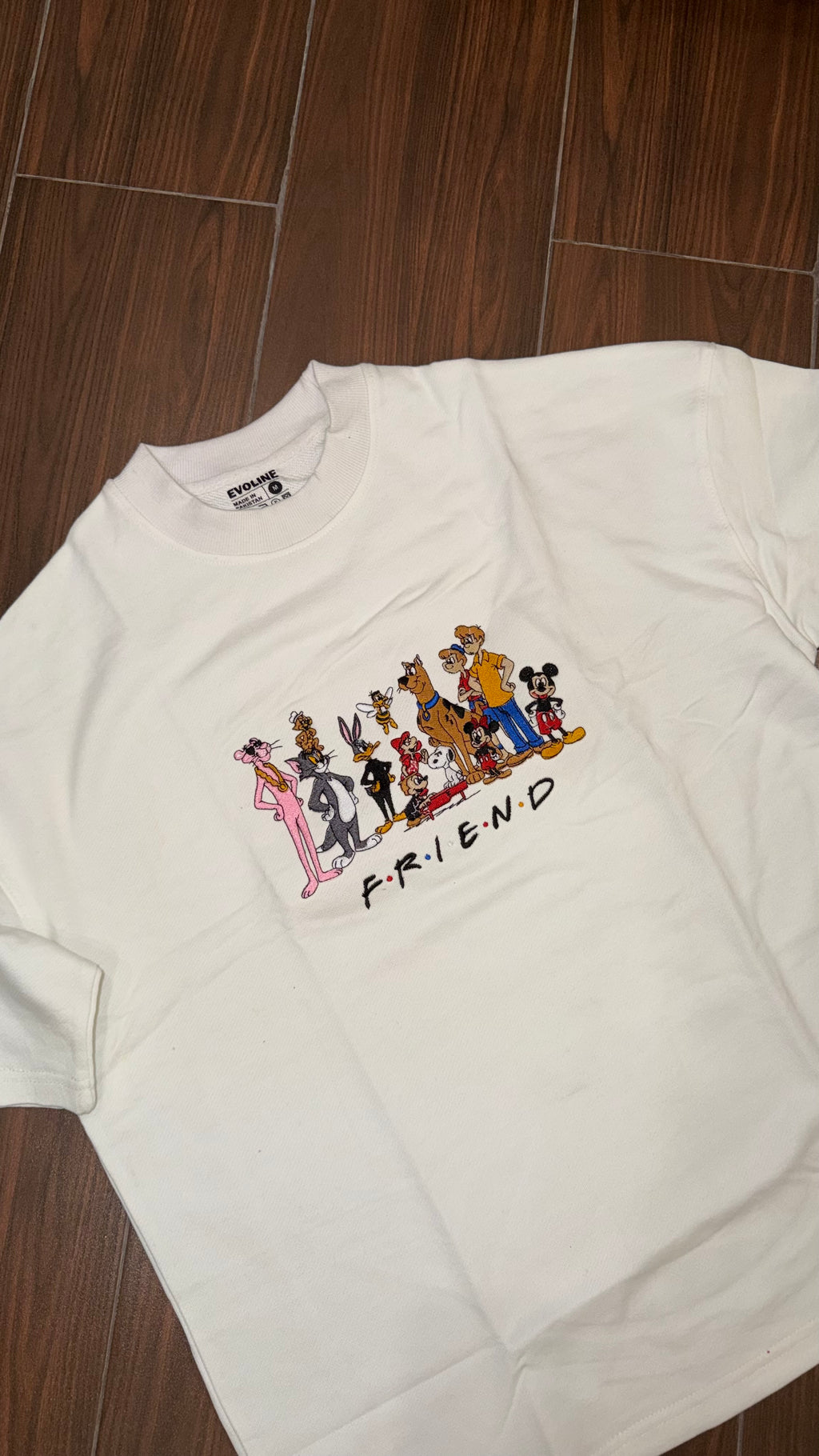 White Oversized Embroidered Cartoon “Friends” Graphic Tee